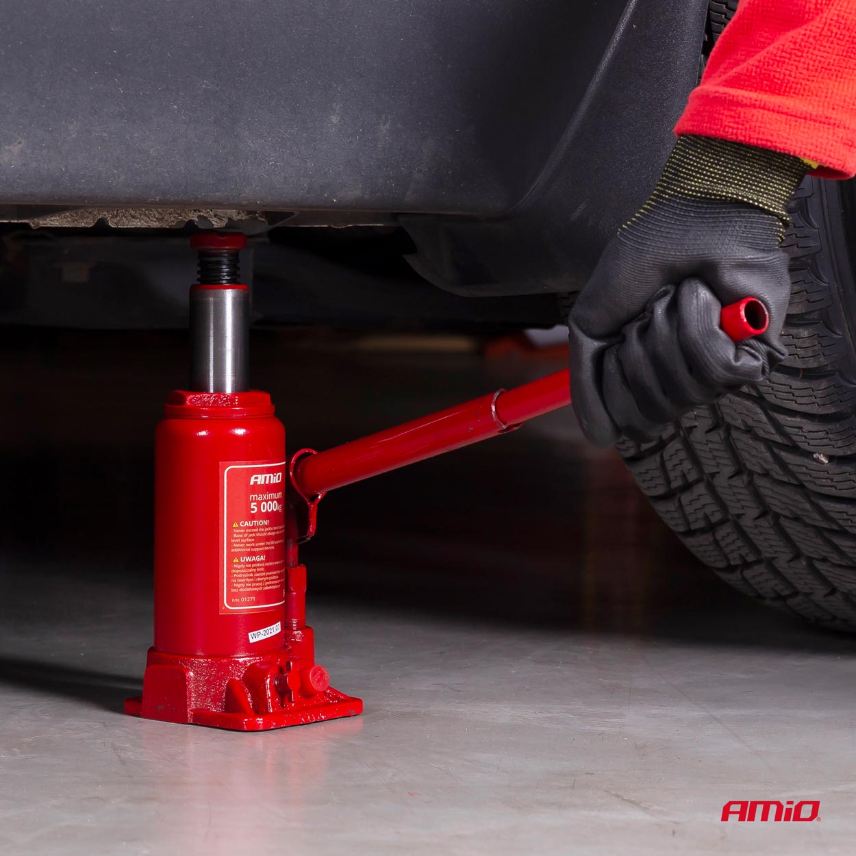 Hydraulic bottle jack with 380 mm lifting height