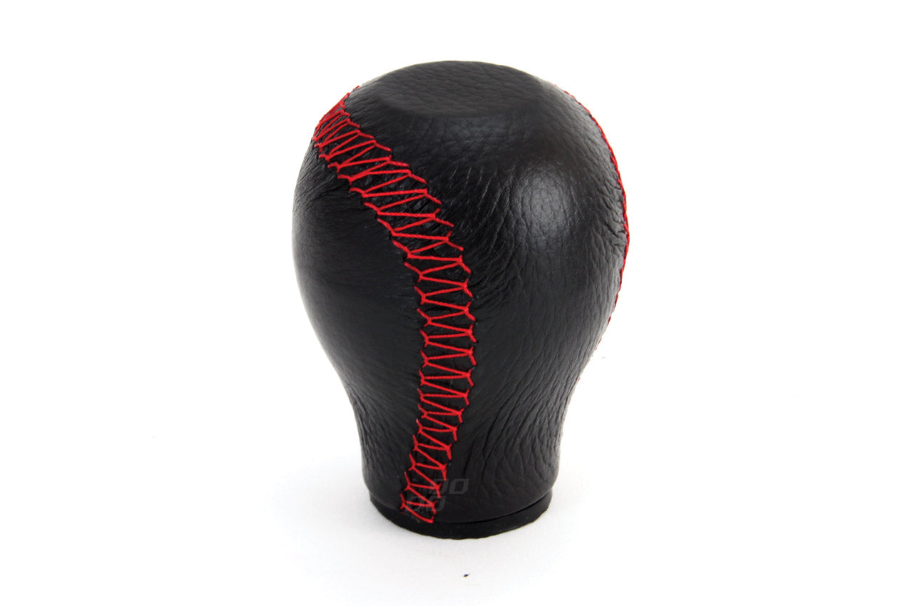 Universal gear knob with red stitching