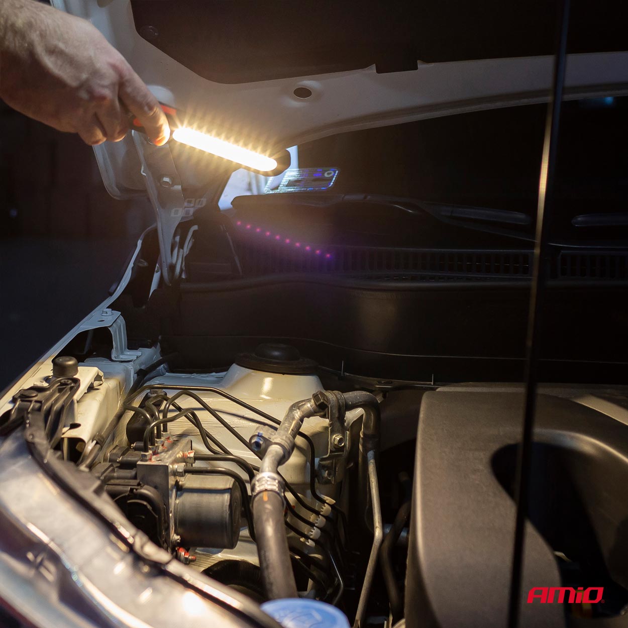 Lampada da lavoro LED WT08 con batteria ricaricabile