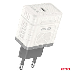 USB-C vægoplader med GaN-teknologi og 30 W effekt