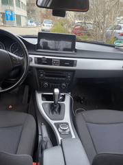BMW 3-serie 05-12 - 10,25" Radio m. Apple CarPlay og Android Auto installed in car interior